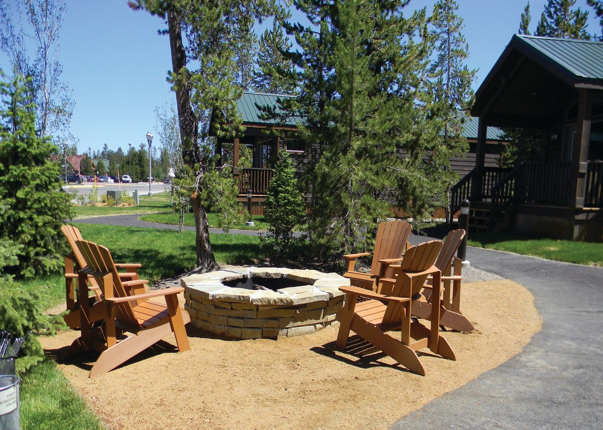Explorer Cabins At Yellowstone Вест-Йеллоустоун Екстер'єр фото